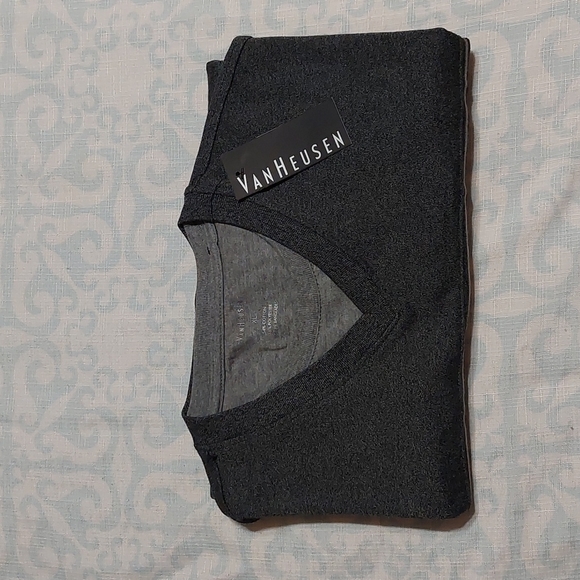 Van Heusen Heather Chest Shirt, Men's X-Large, Gry/Gargoyle - Picture 8 of 8